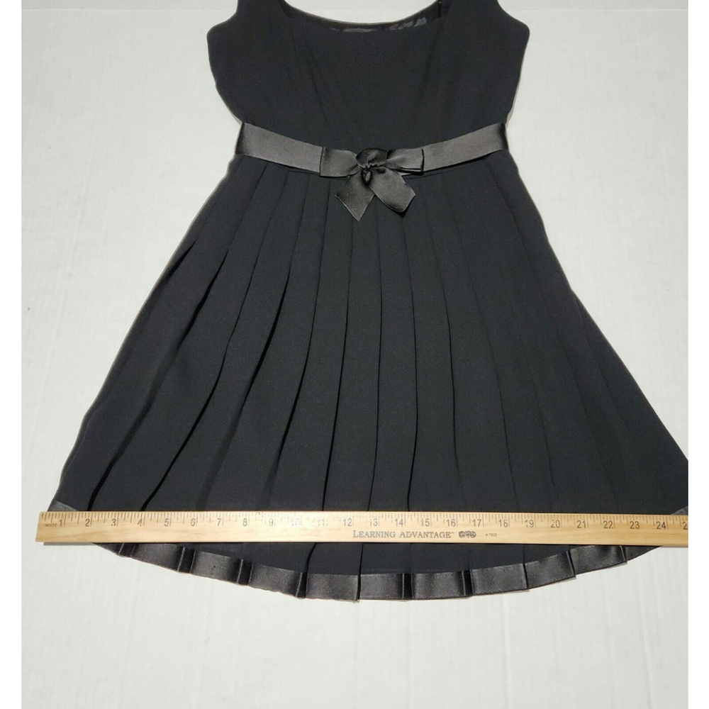 LAUNDRY by Shelli Segal Black Dress Knife Pleated LBD Satin Bow Waist Trim Sz 6 - Picture 6 of 10